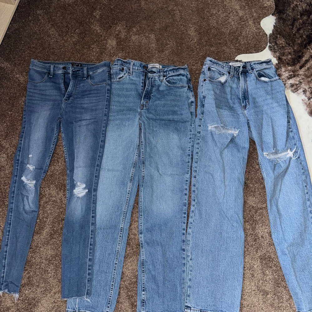 Abercrombie women’s jeans